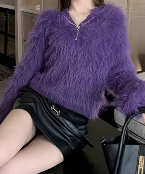 lulufa(ルルファ)の「ファー風 Vネック シャギーニット トップス/韓国 Y2K ふわふわ(ニット/セーター・レディース・パープル/ホワイト/アイボリー・FREE)」の7枚目の写真