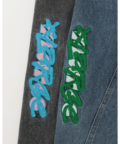 XLARGE KIDS（エクストララージキッズ）の「ケミカルウォッシュデニムパンツ（デニムパンツ・キッズ・ライトブルー/ブラック・100cm/110cm/140cm/130cm/90cm/120cm）」の7枚目の写真