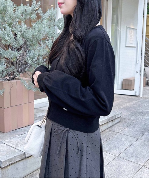 INGNI（イング）の「プレート付ニットカーディガン（カーディガン/ボレロ・レディース・グレー/アイボリー/ブラック/ピンク/ボルドー・M）」の13枚目の写真