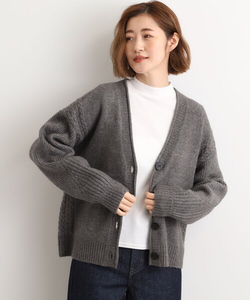 grove（グローブ）の「【吸湿発熱】秋冬のレイヤードを格上げ　コットンハイネックプルオーバー（Tシャツ/カットソー・レディース・ダークグレー/ブラック/オフホワイト・02/03/01/05/04）」の6枚目の写真