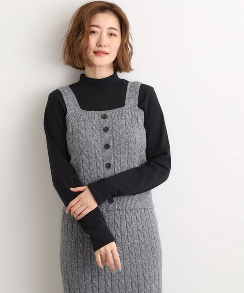 grove（グローブ）の「【吸湿発熱】秋冬のレイヤードを格上げ　コットンハイネックプルオーバー（Tシャツ/カットソー・レディース・ダークグレー/ブラック/オフホワイト・02/03/01/05/04）」の14枚目の写真