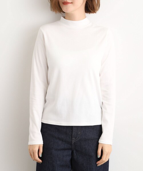 grove（グローブ）の「【吸湿発熱】秋冬のレイヤードを格上げ　コットンハイネックプルオーバー（Tシャツ/カットソー・レディース・ダークグレー/ブラック/オフホワイト・02/03/01/05/04）」の17枚目の写真