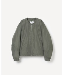 YDOT（ワイドット）の「【YDOT / ワイドット】COLLARLESS BOMBER DOWN JACKET / カラーレスボンバーダウンジャケット YU41605（ダウンジャケット/コート）」