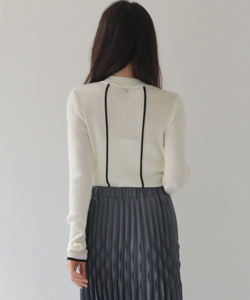 HER CLOSET（ハークローゼット）の「【HER CLOSET】バイカラーハイゲージリブニットプルオーバー BI-COLOR HIGH GAUGE KNIT RIB KNIT PULLOVER（ニット/セーター・レディース・ネイビー/ブラック/ライトブルー/オフホワイト・M）」の22枚目の写真