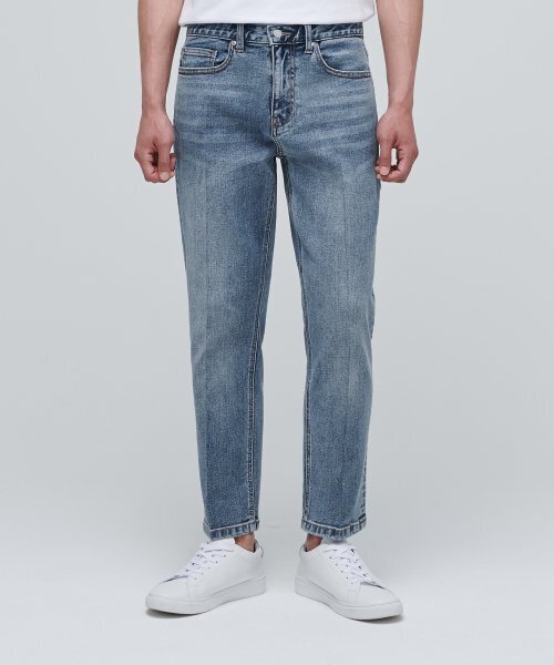 MUSINSA STANDARD（ムシンサスタンダード）の「テーパードクロップデニムパンツ[ライトインディゴ]（デニムパンツ・メンズ・その他・31/33/26/27/28/29/40/38/42/36/32/30）」の2枚目の写真