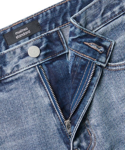 MUSINSA STANDARD（ムシンサスタンダード）の「テーパードクロップデニムパンツ[ライトインディゴ]（デニムパンツ・メンズ・その他・31/33/26/27/28/29/40/38/42/36/32/30）」の4枚目の写真
