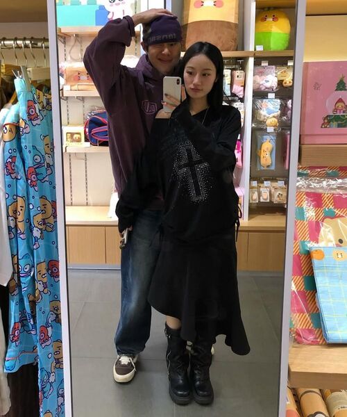 Miseki SEOUL(ミセキソウル)の「Diagonal midi skirt BLACK(スカート・レディース・その他・2/1)」の6枚目の写真