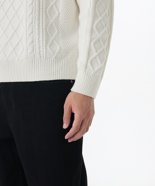 MUSINSA STANDARD（ムシンサスタンダード）の「アランケーブルクルーネックニット[ホワイト]（ニット/セーター・メンズ・その他・XX-LARGE/LARGE/MEDIUM/X-LARGE）」の5枚目の写真