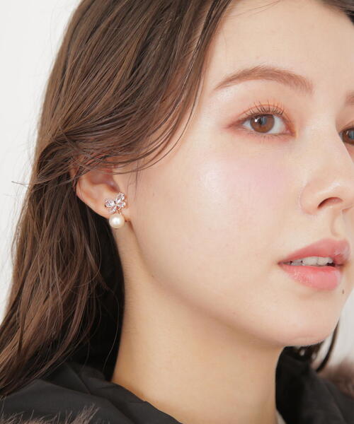 JILL by JILL STUART(ジルバイジルスチュアート)の「◇Cubic ドロップパールイヤリング(イヤリング・レディース・ゴールド/シルバー・FREE)」の11枚目の写真