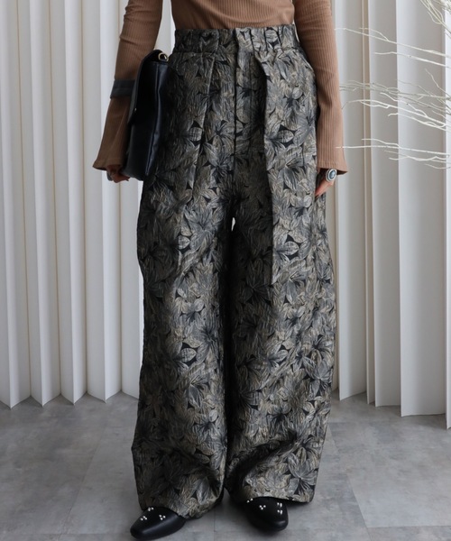 セール】【 YENNA 2026 SS 新作 】ジャガードボリュームタックパンツ