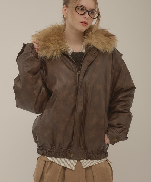 hazyl(ヘイジル)の「embossing fur blouson / エンボスファー付きブルゾン(ブルゾン・レディース・ダークブラウン/ブラウン系その他/ブラック・フリー)」の1枚目の写真