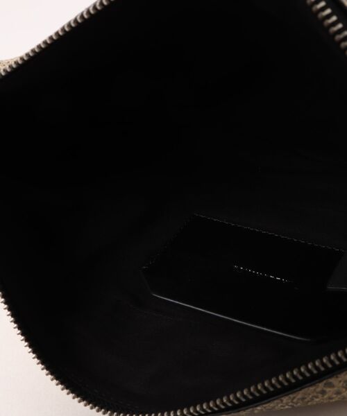 ALLSAINTS(オールセインツ)の「LUNA MICRO SNAKE BAG | LUNA マイクロ スネーク バッグ(ショルダーバッグ・レディース・ホワイト系その他・ONE SIZE)」の13枚目の写真