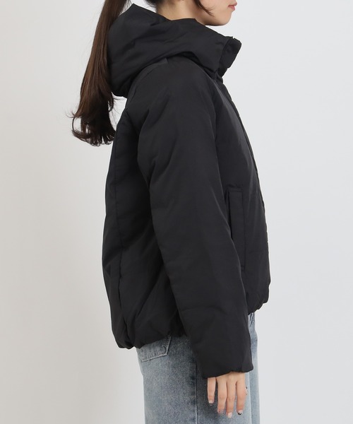 TRUDEA(トルディア)の「フーデットダウンジャケット(ダウンジャケット/コート・レディース・ベージュ/ブラック・LARGE/MEDIUM)」の10枚目の写真