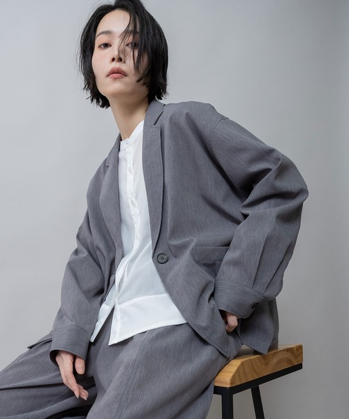 Munich（ミューニック）の「【UVカット】【防シワ】【ウォッシャブル】ストレッチサップジャケット（テーラードジャケット・レディース・モカ/グレー・FREE）」の2枚目の写真