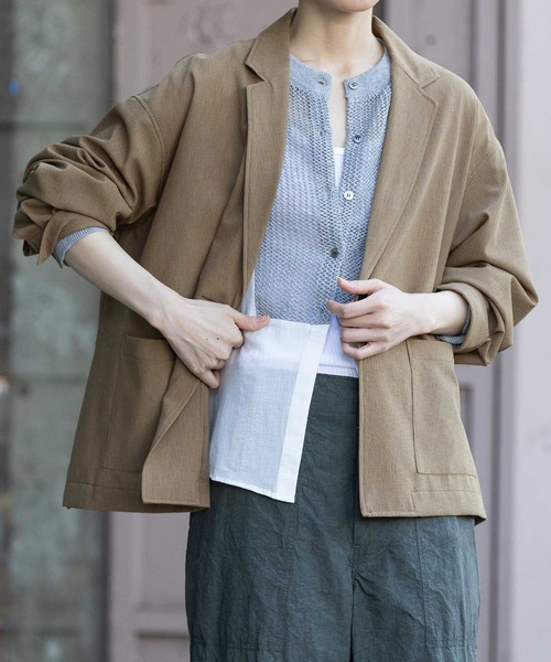 Munich（ミューニック）の「【UVカット】【防シワ】【ウォッシャブル】ストレッチサップジャケット（テーラードジャケット・レディース・モカ/グレー・FREE）」の3枚目の写真