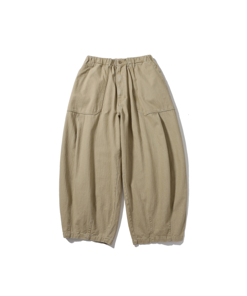 ANGLAN（アングラン）の「Herringbone Fatigue Balloon Pants - Beige（その他パンツ・メンズ・その他・FREE）」の9枚目の写真