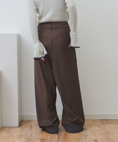 kivi（キヴィ）の「ロールアップタックパンツ（その他パンツ・レディース・ダークブルー/ブラウン・LARGE/MEDIUM）」の5枚目の写真