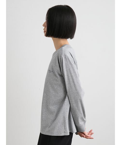 MIESROHE(ミースロエ)の「グラフィックロングスリーブT(Tシャツ/カットソー・レディース・グレー/ベージュ/ホワイト・F)」の22枚目の写真