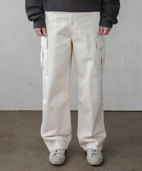 ESN(イーエスエヌ)の「セミワイドカーゴコットンパンツクリーム(その他パンツ・メンズ・その他・LARGE/MEDIUM/X-LARGE)」の3枚目の写真