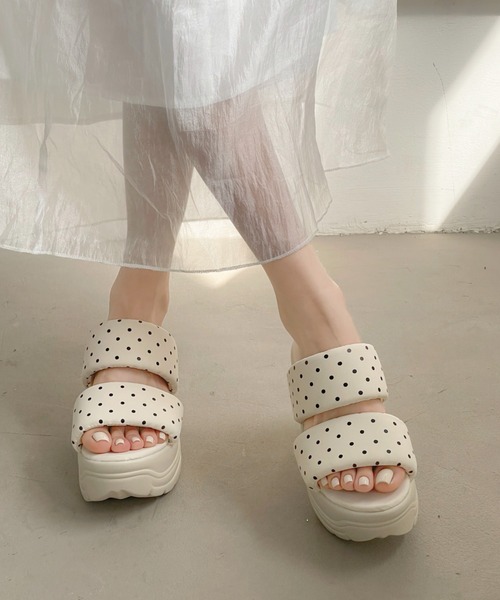 Shoes in Closet(シューズインクローゼット)の「+9.0㎝ 超軽量 厚底 スタイルアップソール フィット ベルト サンダル 6469(サンダル・レディース・ピンク/ブルー/ブラック×ブラック/アイボリー/ホワイト系3/ブラック系3・L/M/S/LL)」の3枚目の写真