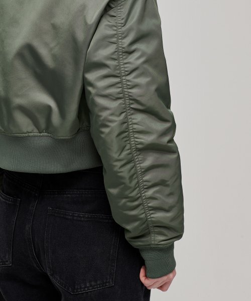 MUSINSA STANDARD WOMAN（ムシンサスタンダードウーマン）の「ウィメンズクロップMA-1ボンバージャケット[カーキ]（ブルゾン・レディース・その他・LARGE/MEDIUM/SMALL）」の10枚目の写真
