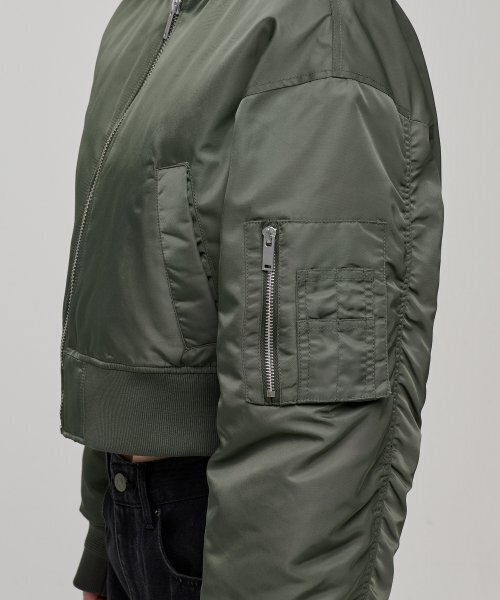 MUSINSA STANDARD WOMAN（ムシンサスタンダードウーマン）の「ウィメンズクロップMA-1ボンバージャケット[カーキ]（ブルゾン・レディース・その他・LARGE/MEDIUM/SMALL）」の9枚目の写真