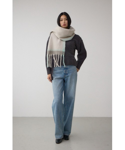 AZUL by moussy(アズールバイマウジー)の「マルチデザインフラッフィーロングマフラー(マフラー・レディース・ベージュ系その他/ベージュ/グレー系その他・FREE)」の13枚目の写真