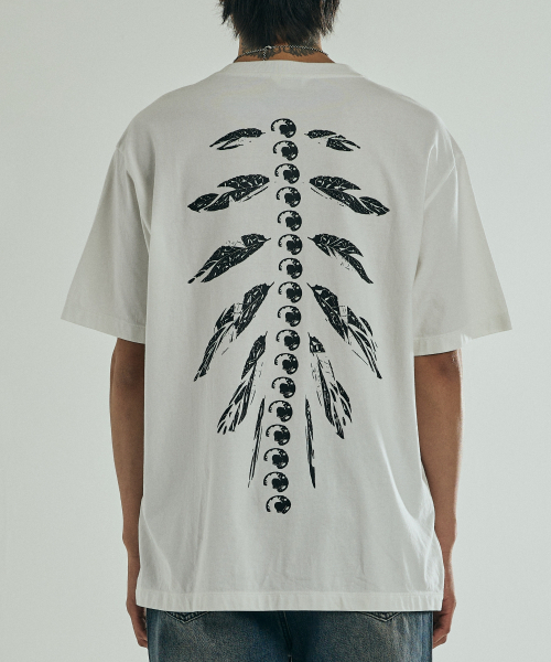 VONVAT(ヴォンバト)の「Leaves Bone Short Sleeve (White)(Tシャツ/カットソー・レディース・ホワイト・1/2)」の1枚目の写真