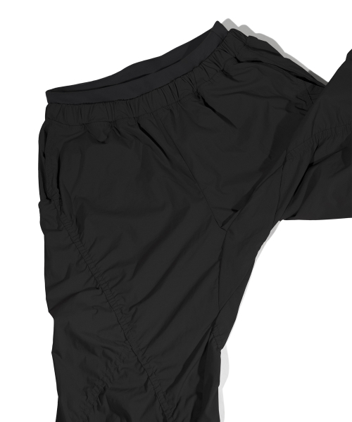 WHILE(ワイル)の「ソフトシェル レディース クライミングパンツ 登山用パンツ (DRY BLACK)(その他パンツ・レディース・その他・SMALL/MEDIUM)」の7枚目の写真