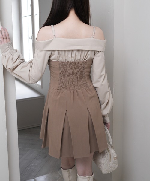 LIPSERVICE（リップサービス）の「オフショルシャツレイヤードライクワンピース（シャツワンピース・レディース・ネイビー/ベージュ/ブラック・S/M）」の6枚目の写真