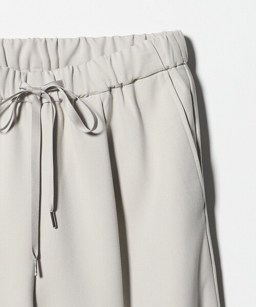 A DAY IN THE LIFE UNITED ARROWS(アデイインザライフユナイテッドアローズ)の「カルゼ タック イージーワイドパンツ ‐ウォッシャブル‐<A DAY IN THE LIFE>(その他パンツ・レディース・ネイビー/ダークグレー/ナチュラル・S/M)」の11枚目の写真