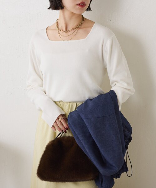 Jena espace merveilleux（ジェナ　エスパスメルヴェイユ）の「【好評につきコンパクトサイズ登場】スクエアネックニット（ニット/セーター・レディース・オフホワイト/ブラック/ライトグレー・FREE）」の10枚目の写真