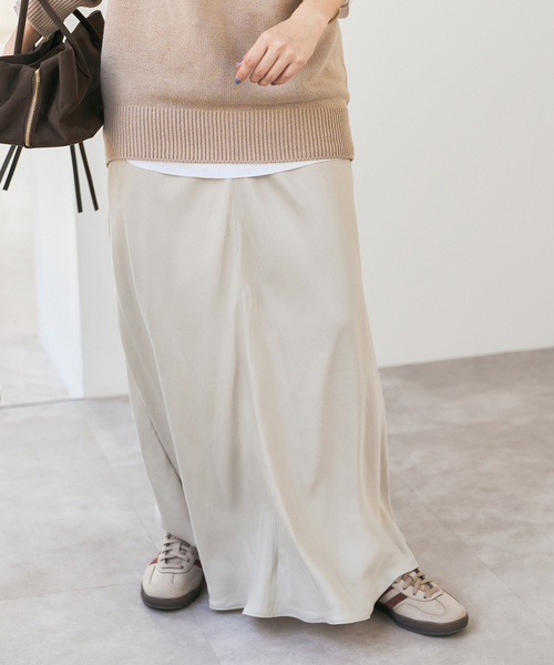 Spick & Span（スピックアンドスパン）の「キュプラフィブリルサテンスカート（スカート・レディース・ブラウン/ブラック/ベージュ系その他・36/38）」の3枚目の写真