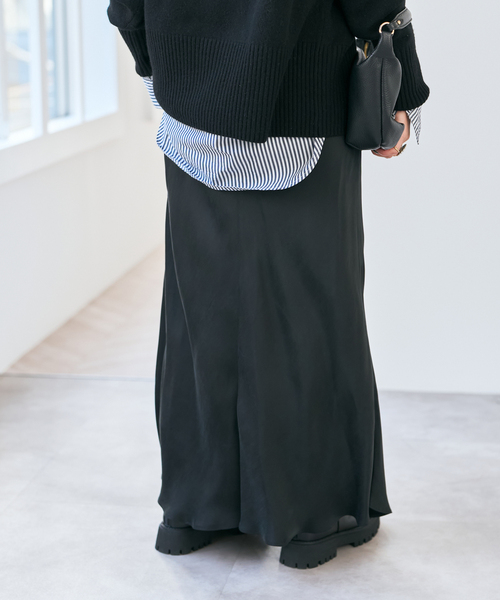 Spick & Span（スピックアンドスパン）の「キュプラフィブリルサテンスカート（スカート・レディース・ブラウン/ブラック/ベージュ系その他・36/38）」の11枚目の写真