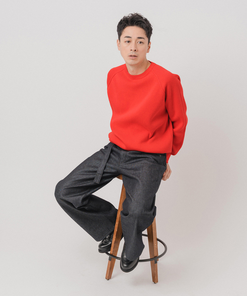 EDIFICE（エディフィス）の「PLATING ワッフル クルーネックニット（ニット/セーター・メンズ・イエロー/レッド/ライトグレー/スカイブルー/アイボリー/ブラック・LARGE/MEDIUM）」の9枚目の写真