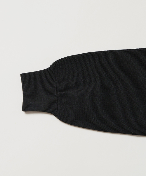 EDIFICE（エディフィス）の「PLATING ワッフル クルーネックニット（ニット/セーター・メンズ・イエロー/レッド/ライトグレー/スカイブルー/アイボリー/ブラック・LARGE/MEDIUM）」の16枚目の写真