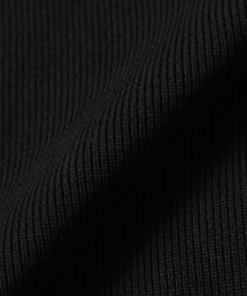 EDIFICE（エディフィス）の「PLATING ワッフル クルーネックニット（ニット/セーター・メンズ・イエロー/レッド/ライトグレー/スカイブルー/アイボリー/ブラック・LARGE/MEDIUM）」の17枚目の写真