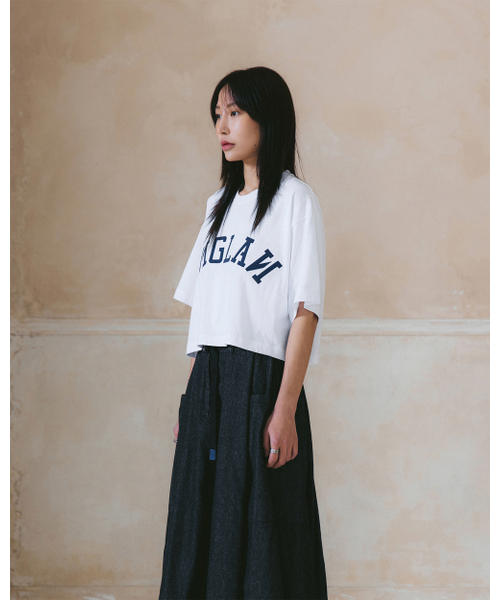 ANGLAN（アングラン）の「[AG.W] Applique Crop Half Tee - White（Tシャツ/カットソー・レディース・その他・ONE SIZE）」の2枚目の写真