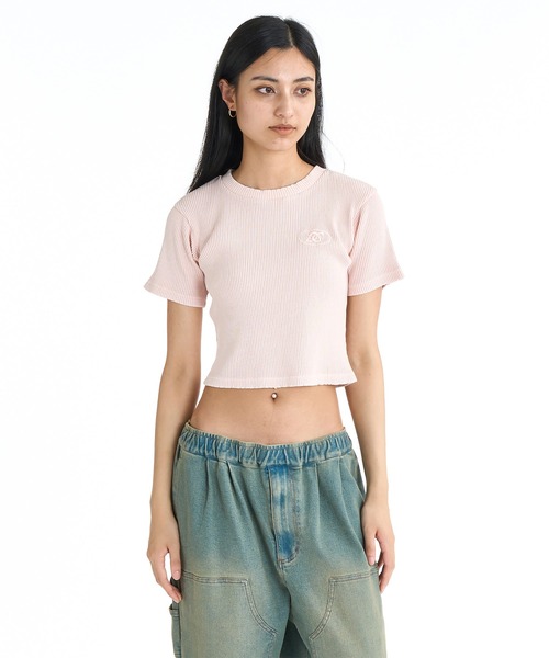 DC(ディーシー)の「DC/ディーシー レディース 半袖 ミニTシャツ 26 WS TELECO SHORT SS LST261313(Tシャツ/カットソー・レディース・スミクロ/マルチ/ライトピンク/ブラック/ホワイト・M/S)」の20枚目の写真