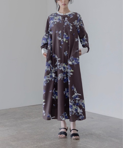 Eimee Law（エイミーロウ）の「ブラッシュフラワープリントワンピース（ワンピース・レディース・ブラウン/オフホワイト・FREE）」の3枚目の写真