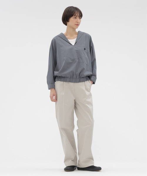 MHL.(エムエイチエル)の「GARMENT DYE COTTON SHIRTING(シャツ/ブラウス・レディース・ホワイト/グリーン・1/2)」の3枚目の写真