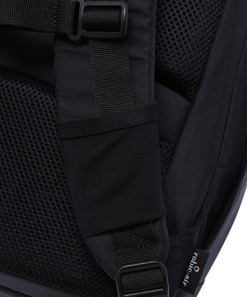 Wacky WiLLy（ワッキーウィリー）の「[26SS] FLIGHT V2 BACKPACK 33L（バックパック/リュック・メンズ・アイボリー/ブラック・FREE）」の16枚目の写真