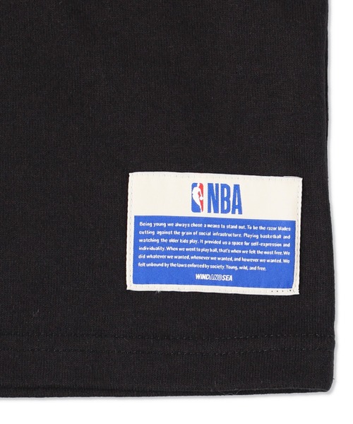 NBA(エヌビーエー)の「Multi-Technique Graphic Tee(Tシャツ/カットソー・メンズ・ブラック/ホワイト・L/M/XL/S)」の9枚目の写真