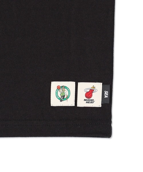 NBA(エヌビーエー)の「Multi-Technique Graphic Tee(Tシャツ/カットソー・メンズ・ブラック/ホワイト・L/M/XL/S)」の10枚目の写真