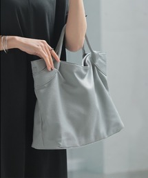 HUG.U（ハグユー）の「大容量 ショルダー付き レザーライクトートバッグ（トートバッグ）」