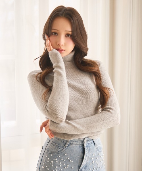 TITTY&CO.(ティティーアンドコー)の「ハイネックリブニット(ニット/セーター・レディース・ベージュ/グレー/ピンク/ライトグレー/アイボリー・FREE)」の17枚目の写真