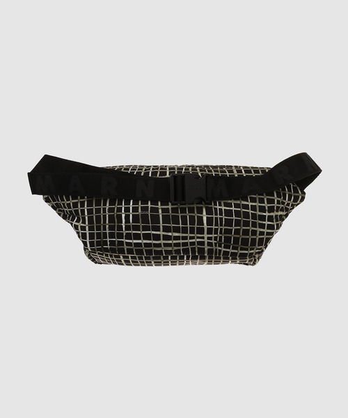 MARNI（マルニ）の「CHECKED PUFF / ボディバッグ（ボディバッグ/ウエストポーチ・メンズ・ブラック系その他・ONE SIZE）」の2枚目の写真