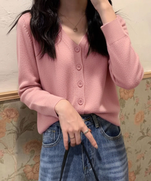 VIVID LADY（ビビッドレディー）の「Vネック ショート ニットカーディガン（カーディガン/ボレロ・レディース・ブラック/グレー/ベージュ/ホワイト/ピンク・FREE）」の16枚目の写真