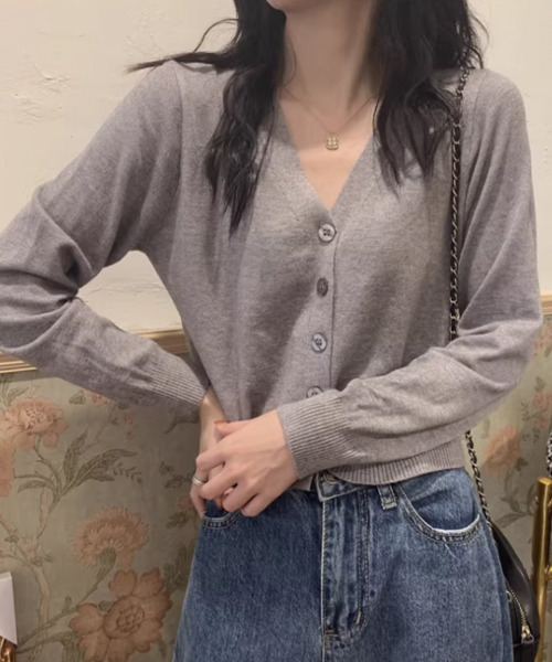 VIVID LADY（ビビッドレディー）の「Vネック ショート ニットカーディガン（カーディガン/ボレロ・レディース・ブラック/グレー/ベージュ/ホワイト/ピンク・FREE）」の20枚目の写真
