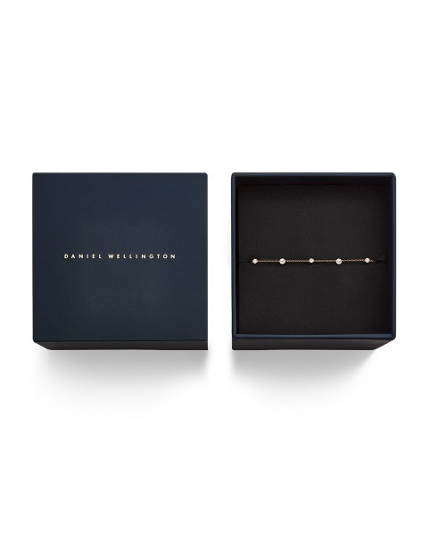 Daniel Wellington(ダニエルウェリントン)の「Pearl Bracelet パール ローズゴールド/ゴールド/シルバー(ブレスレット・レディース・ピンクゴールド/イエローゴールド/シルバー・ONE SIZE)」の8枚目の写真